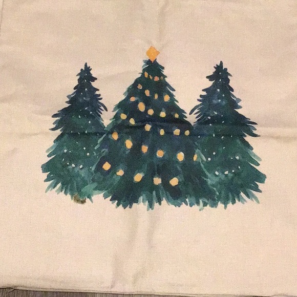 4 Pillow Covers Set Of 4 red and black checks. Hidden zipper - Picture 4 of 5